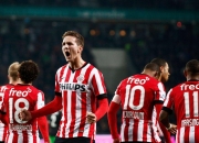 开云体育官方网站-足球豪门举起盾牌，争夺欧洲足球冠军