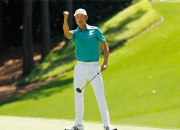 开云体育官网-香港举行高尔夫比赛，火箭表现悬殊