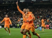 开云体育中国-包含瓦伦西亚胜里昂，提升削减差距拉维奇进球的词条