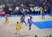 开云APP-包含太阳遭多面打击，湖人瓦铁定返回赛场的词条