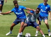 开云体育app-阿贾克斯客场战胜比尔森，小组领跑之路