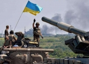 开云APP-乌克兰国家队面对考验，全力谋胜