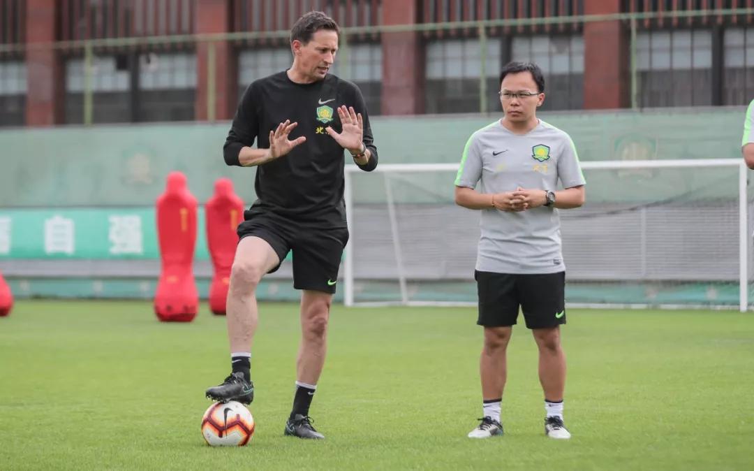 关于武汉卓尔客场失利,教练组全力备战未来比赛的信息 关于武汉卓尔客场失利,教练组全力备战未来比赛的信息