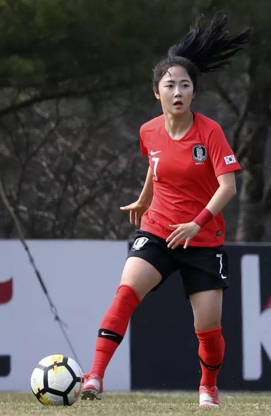 瑞典女足主帅辞职：球队迎来新变革的简单介绍