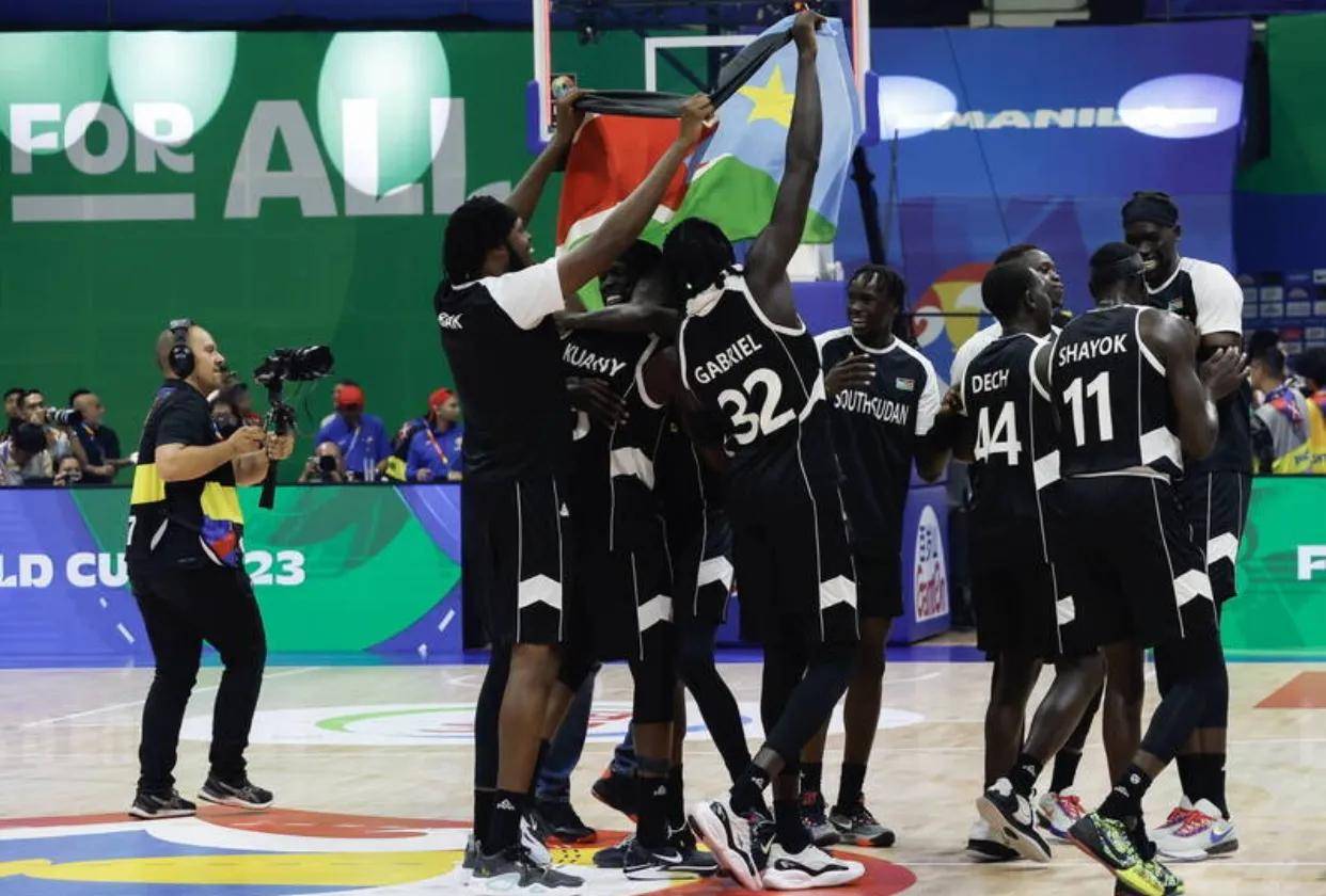 关于汉诺威球员展现出色实力，轻松战胜对手的信息