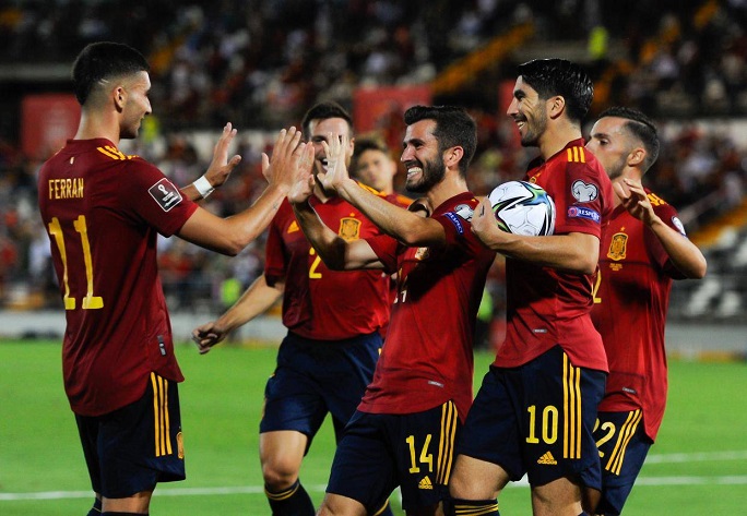 关于西班牙大胜挪威，力挺晋级欧预赛八强的信息