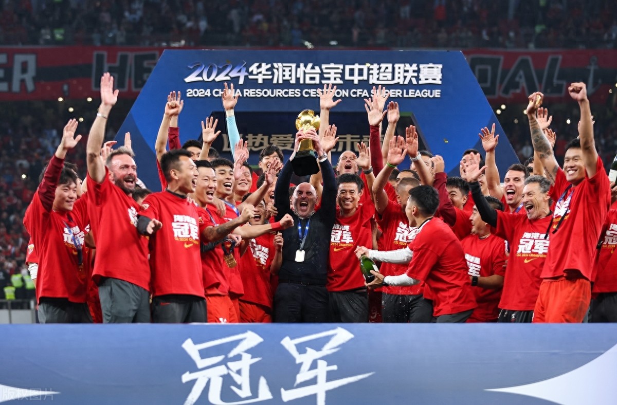 球队新赛季补强成功,球迷期待更上一层楼的简单介绍 球队新赛季补强成功,球迷期待更上一层楼的简单介绍