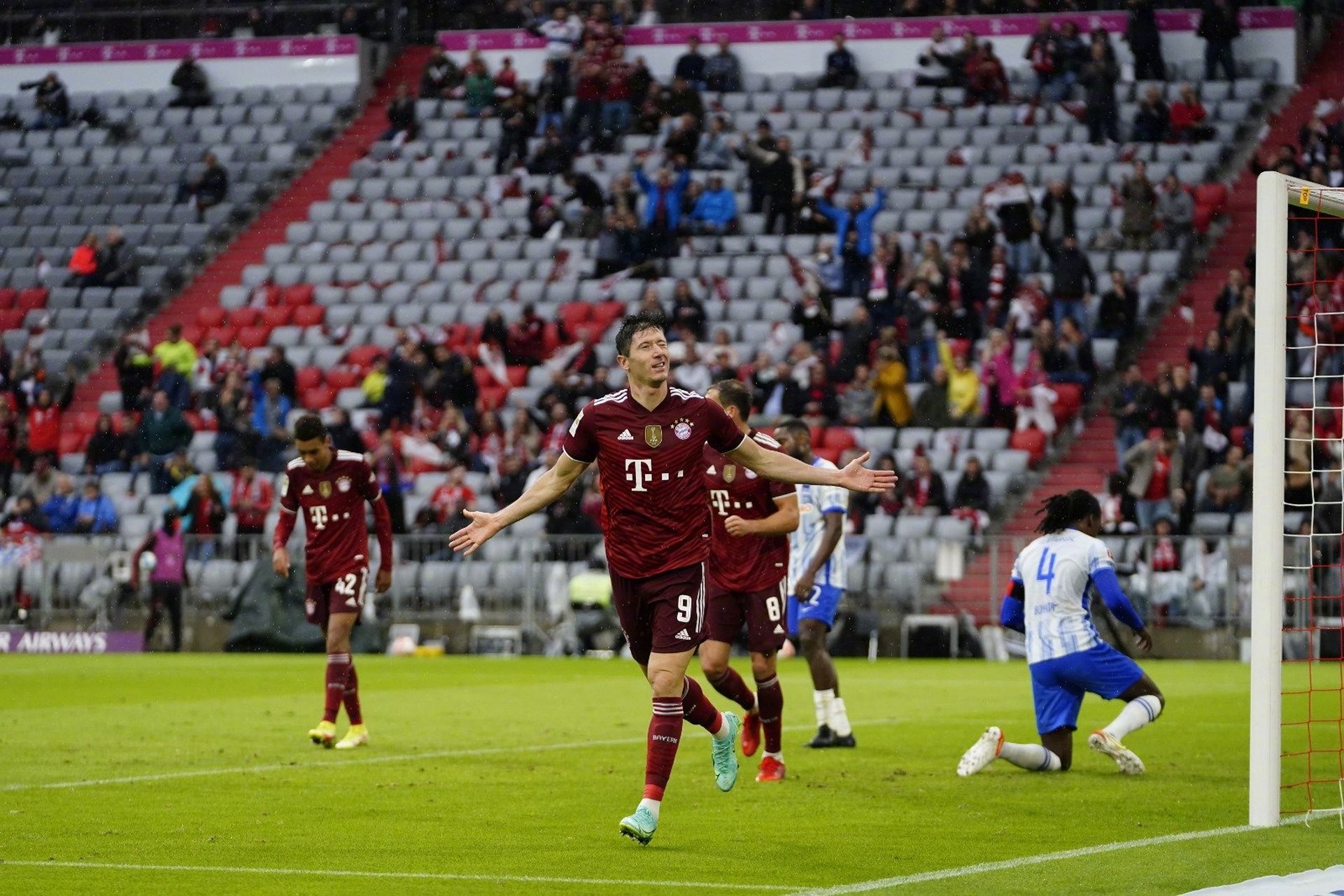 包含柏林赫塔在主场遭受拜仁慕尼黑的逆转攻势的词条 包含柏林赫塔在主场遭受拜仁慕尼黑的逆转攻势的词条