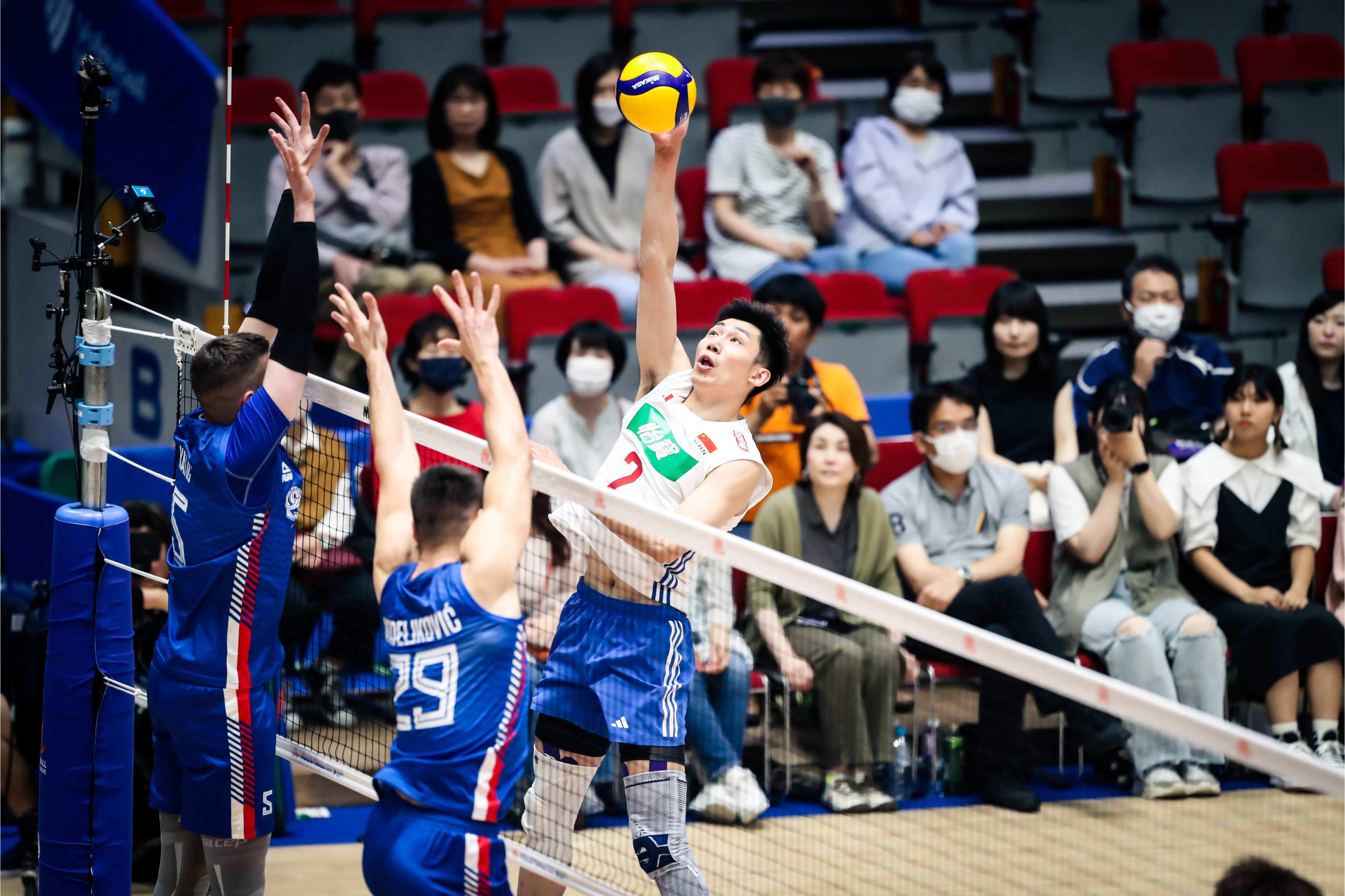 塞尔维亚队大胜保加利亚，晋级欧锦赛半决赛