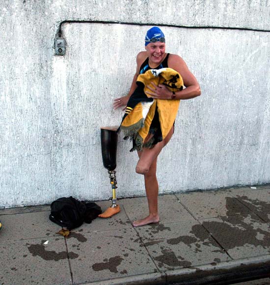 南非选手斩获金牌，备受瞩目