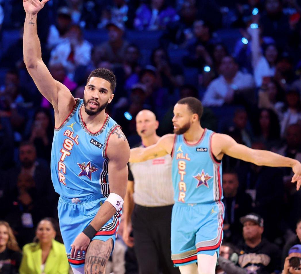 奥尼尔破纪录,魔术带队力夺总冠军 奥尼尔破纪录,魔术带队力夺总冠军