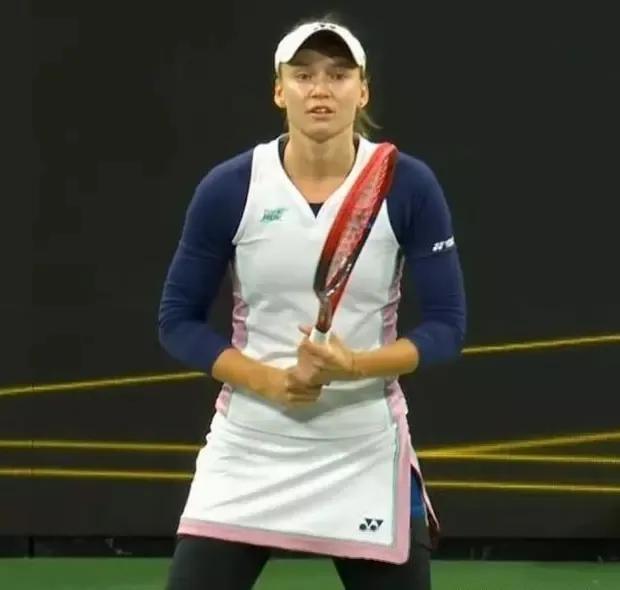 竞争激烈,选手展现超强实力,受关注!的简单介绍 竞争激烈,选手展现超强实力,受关注!的简单介绍