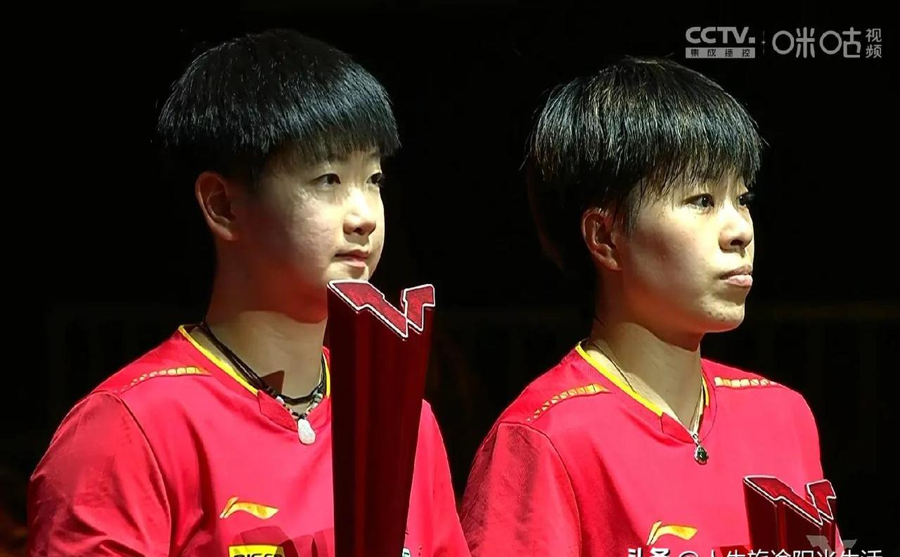 精彩对决!两国运动员争夺第一名 精彩对决!两国运动员争夺第一名