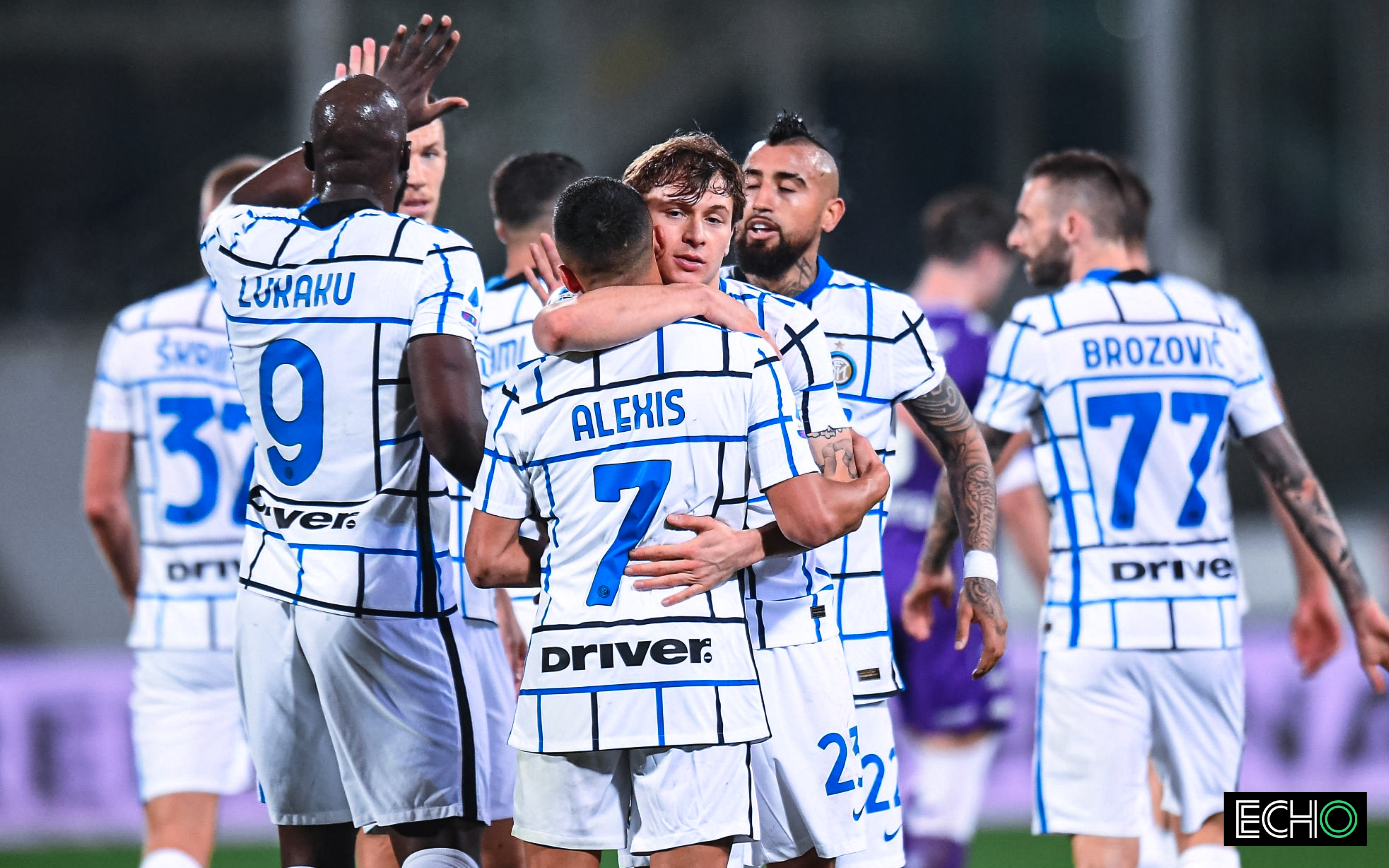 包含尤文图斯遭遇拜仁慕尼黑猛攻，冠军之路岌岌可危的词条