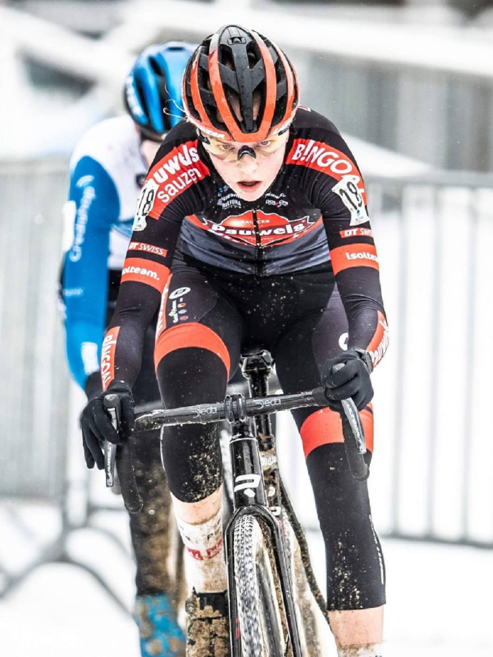 荷兰运动员勇夺自行车比赛冠军 荷兰运动员勇夺自行车比赛冠军