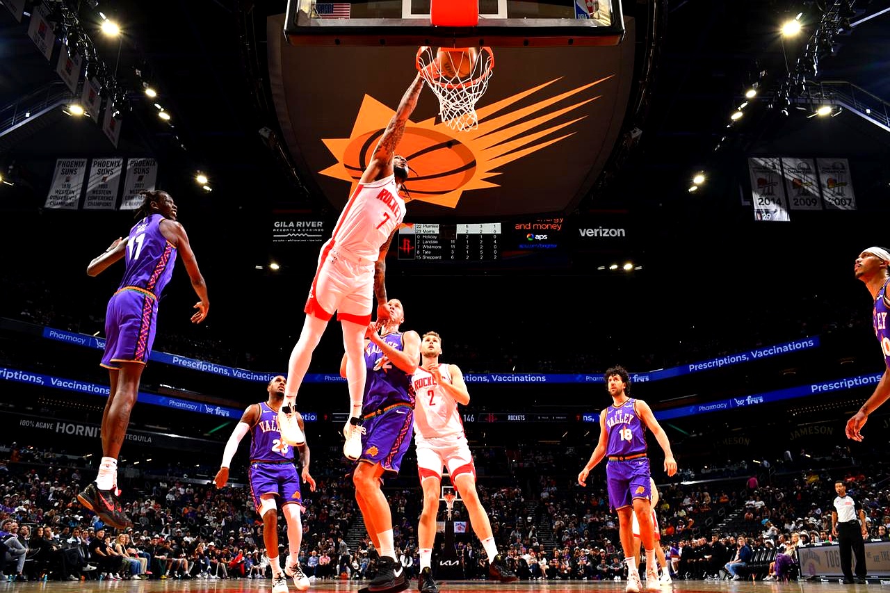 包含河北华夏幸福客场输给成都谢菲联，遭遇连败的词条