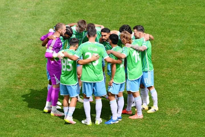 包含马德里竞技惊险晋级，表现亮眼令人期待的词条