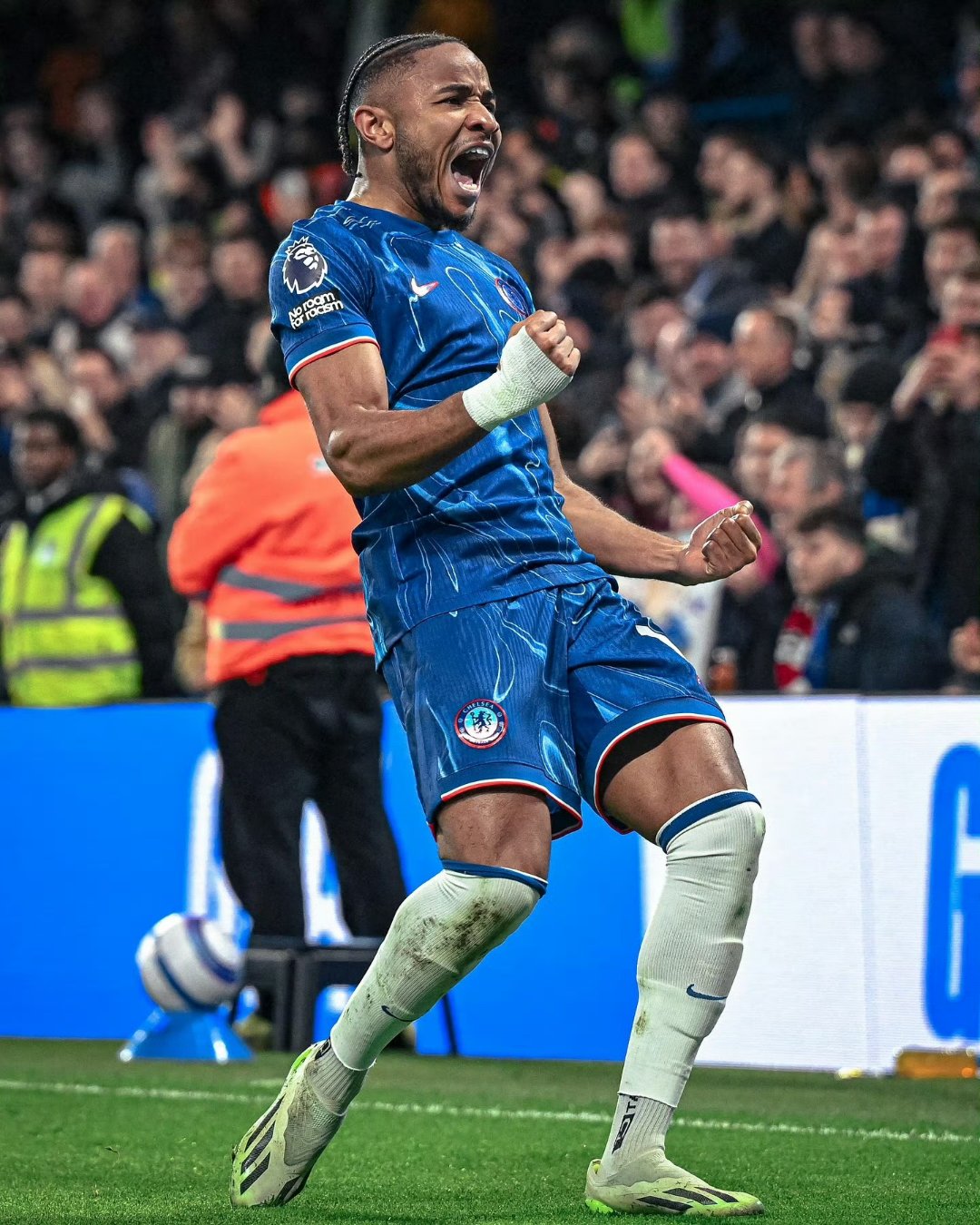 英超:切尔西在主场激战,战胜对手获胜 英超:切尔西在主场激战,战胜对手获胜