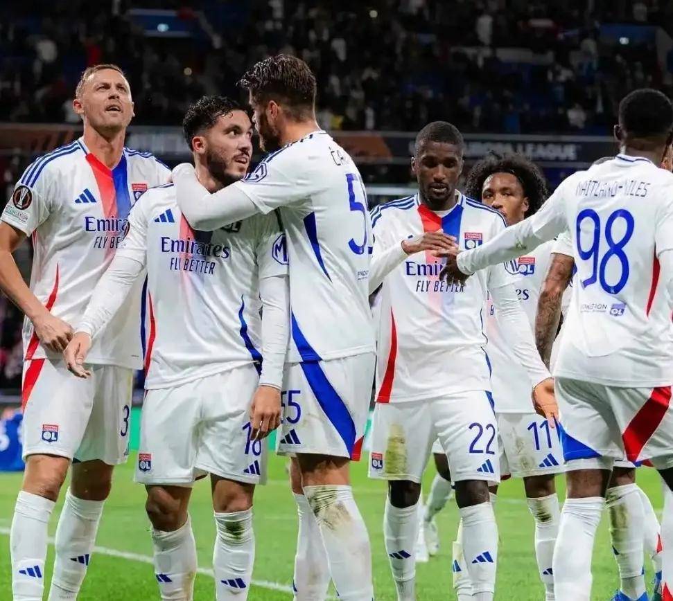 里昂球员目标是进球助球队胜利 里昂球员目标是进球助球队胜利