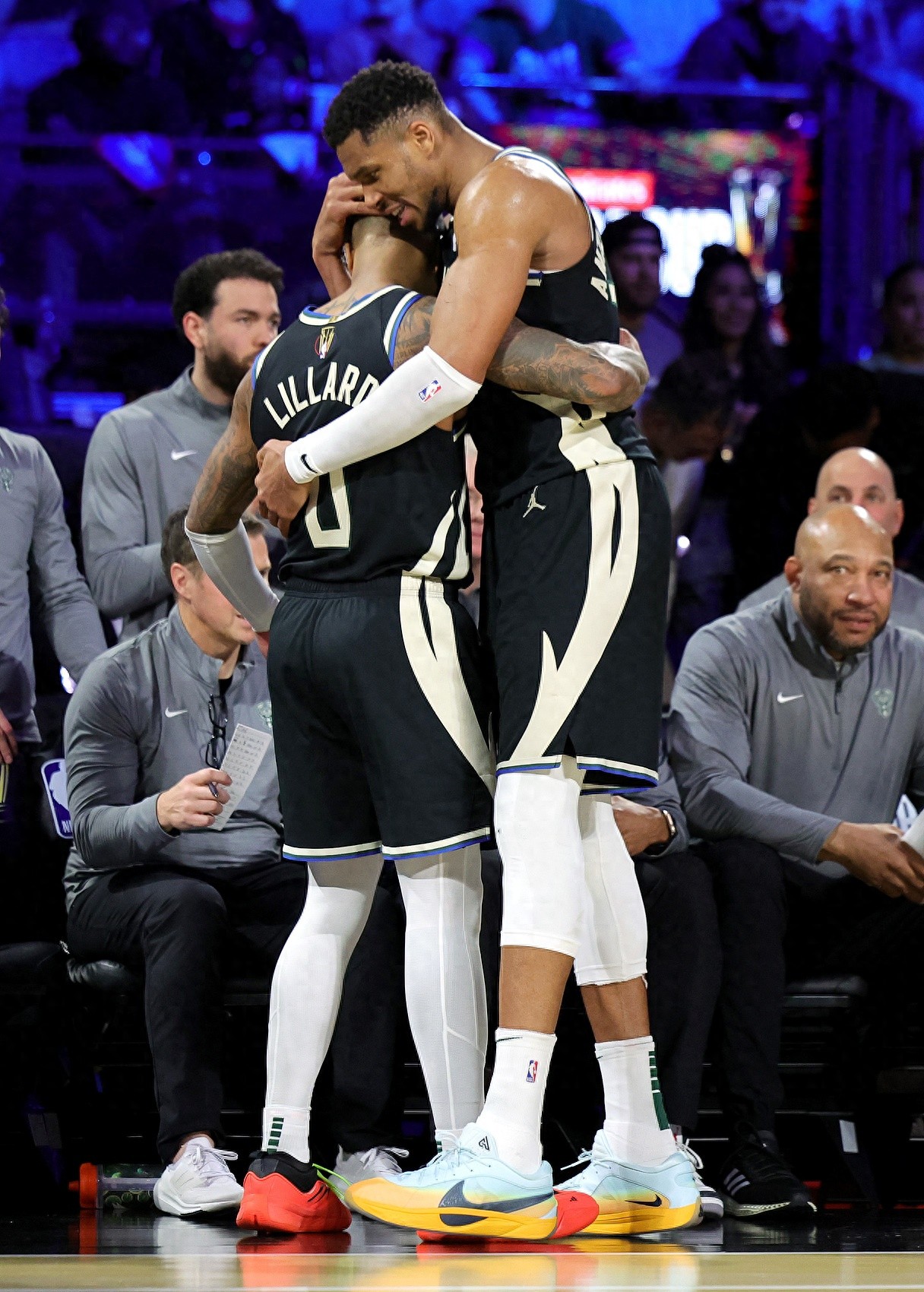 NBA总决赛热血战役火箭vs雄鹿对决 NBA总决赛热血战役火箭vs雄鹿对决