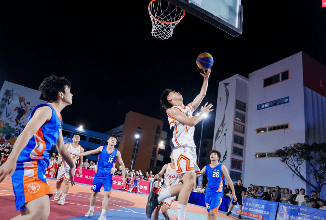 青少年篮球联赛迎来巅峰对决 青少年篮球联赛迎来巅峰对决