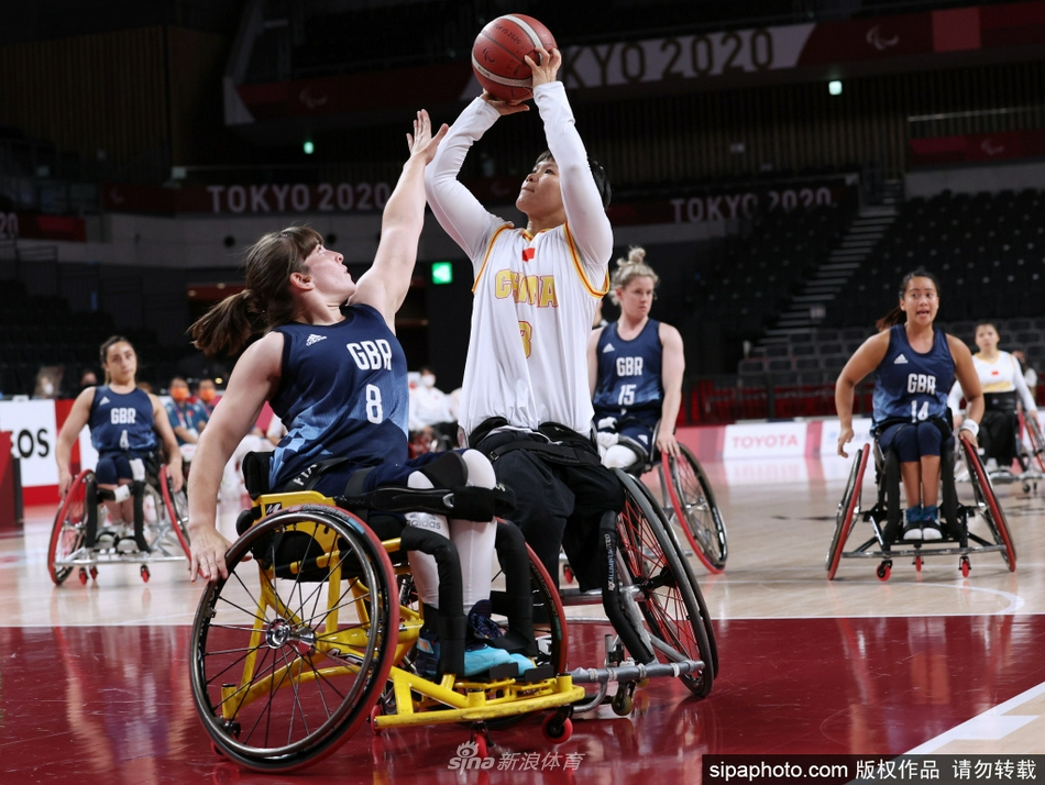 斯洛伐克国家队再次见胜，成功晋级半决赛!