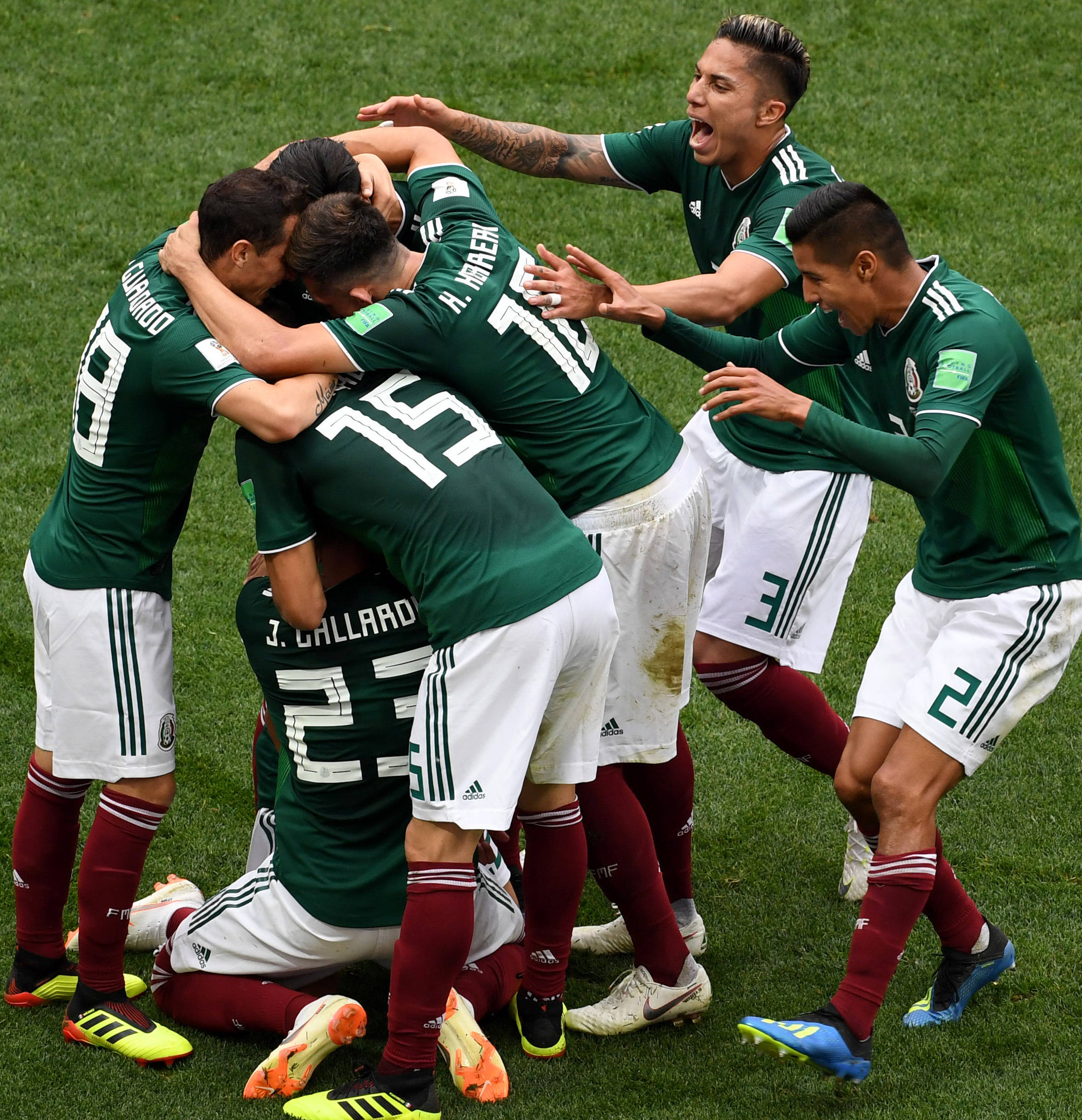 包含墨西哥队防守强悍，一场胜利确保晋级的词条