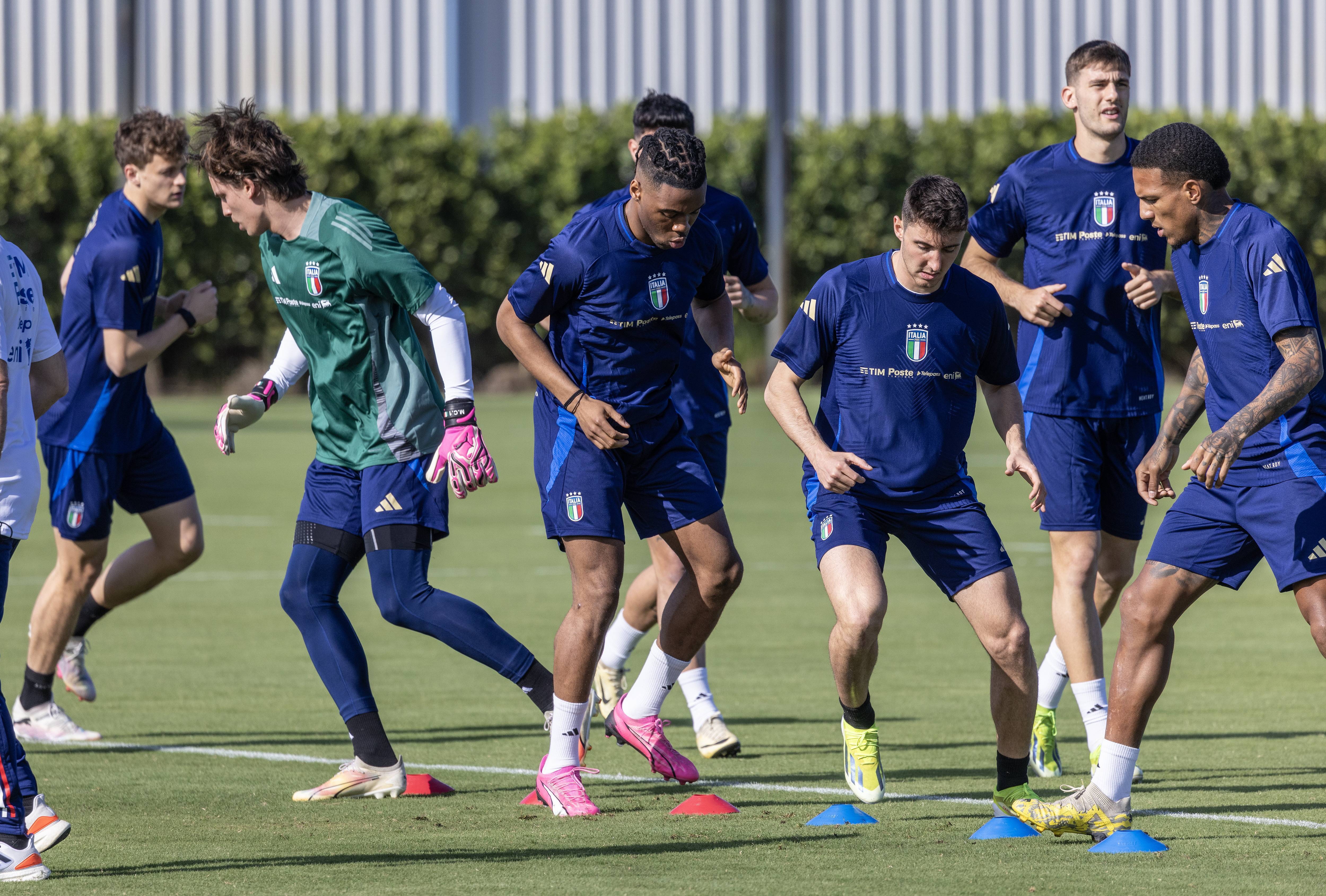 新一轮欧国联比赛中球队表现抢眼