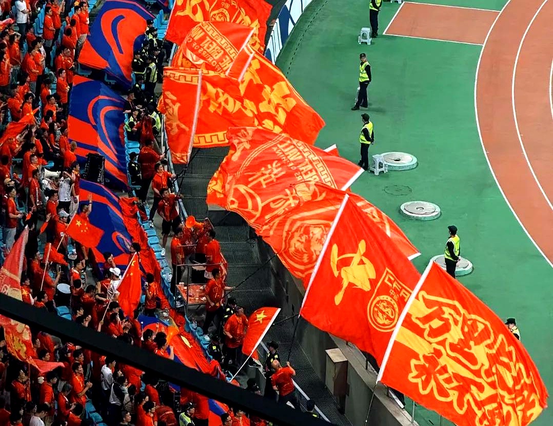 精湛技术展现无人能敌,助球队实现胜利的简单介绍 精湛技术展现无人能敌,助球队实现胜利的简单介绍