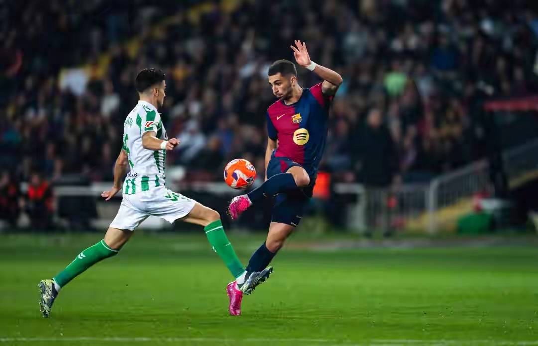 包含马洛卡胜皇家贝蒂斯,苦战获胜的词条 包含马洛卡胜皇家贝蒂斯,苦战获胜的词条