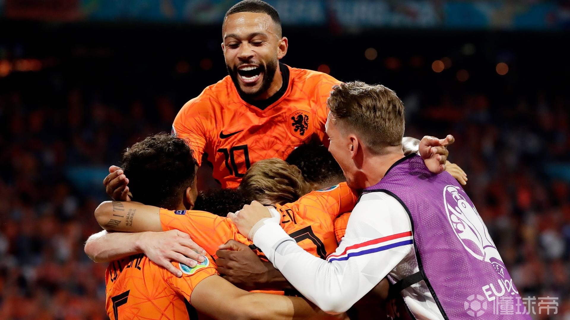 欧洲球队积极备战冠军联赛,目标明确 欧洲球队积极备战冠军联赛,目标明确