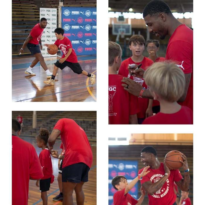 NBA前队员现身篮球训练营,传授技术经验 NBA前队员现身篮球训练营,传授技术经验