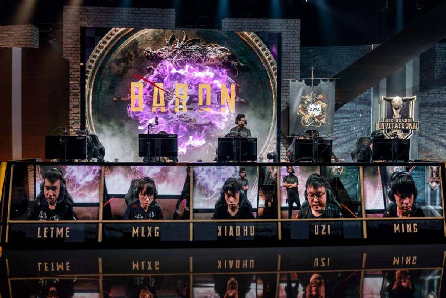 RNG轻取C9,BDD拿下关键大龙成都决赛之夜3:0(首尔) RNG轻取C9,BDD拿下关键大龙成都决赛之夜3:0(首尔)