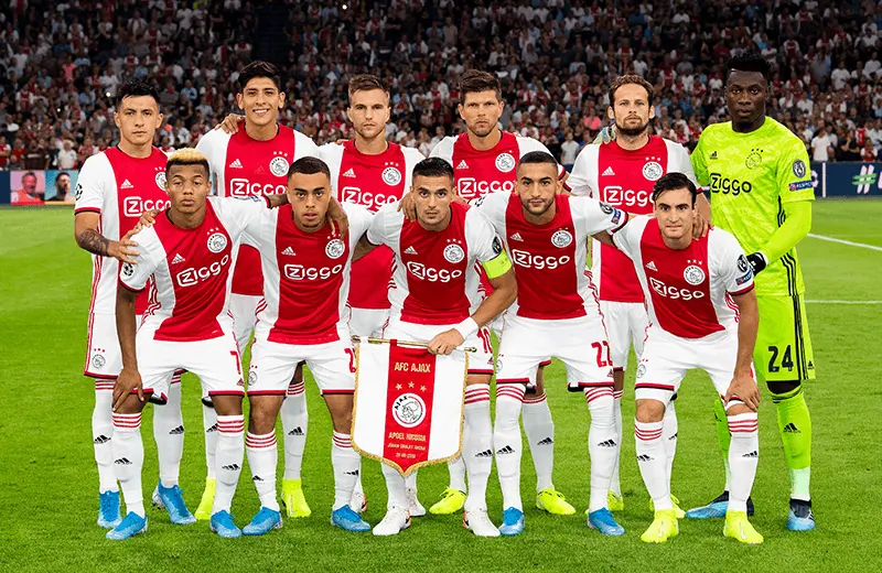 阿贾克斯客场战胜比尔森,小组领跑之路 阿贾克斯客场战胜比尔森,小组领跑之路