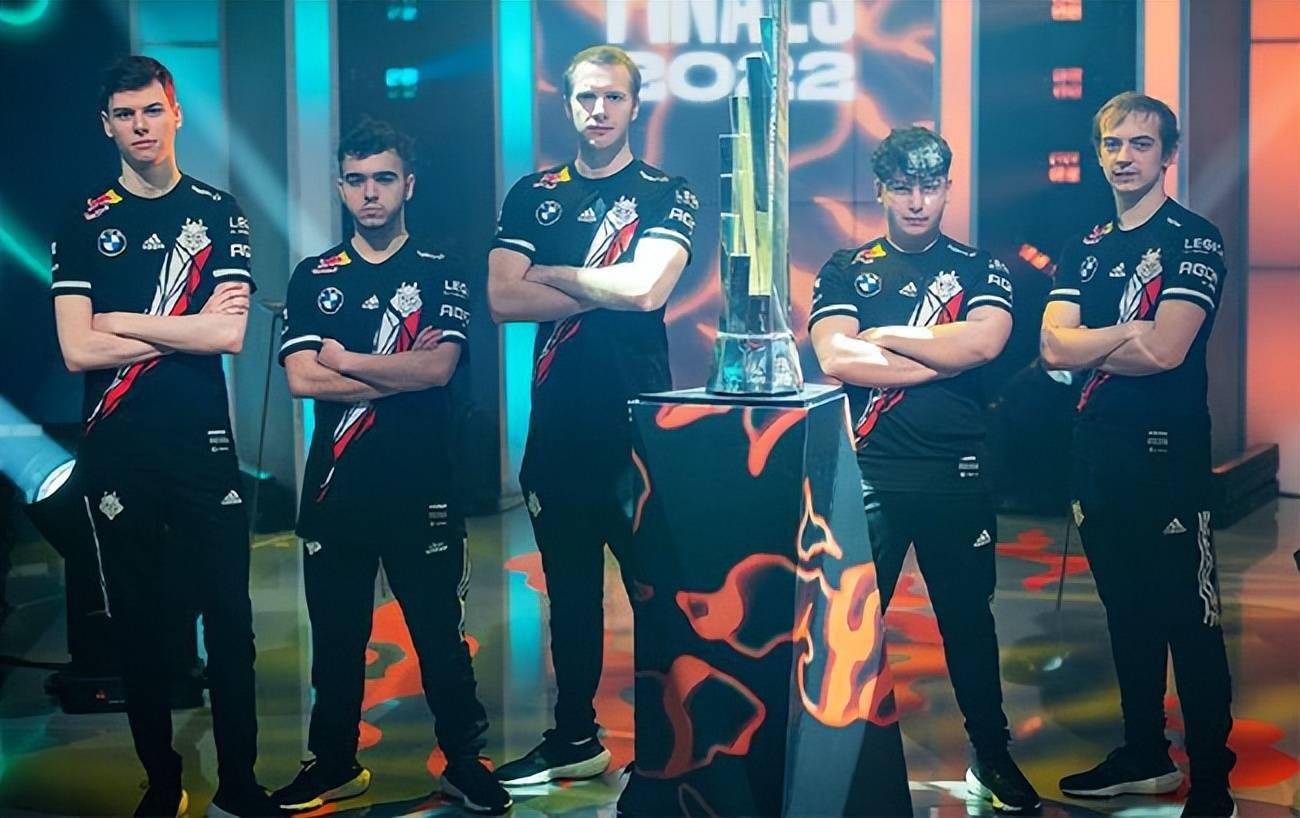 G2轻取T1,BDD开启传奇时刻全球总决赛3:2(上海) G2轻取T1,BDD开启传奇时刻全球总决赛3:2(上海)