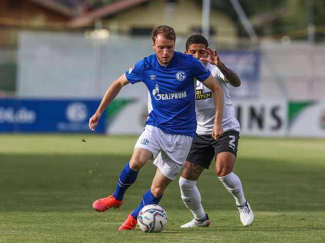 包含沙尔克04客场战平柏林赫塔,保级前景渺茫的词条 包含沙尔克04客场战平柏林赫塔,保级前景渺茫的词条