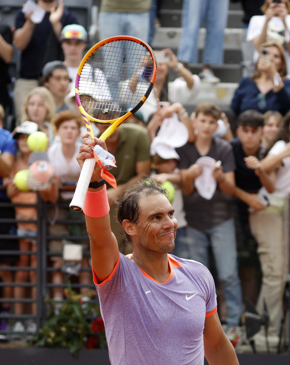 英国网球队险胜欧洲网球队，纳达尔完成帽子戏法的简单介绍