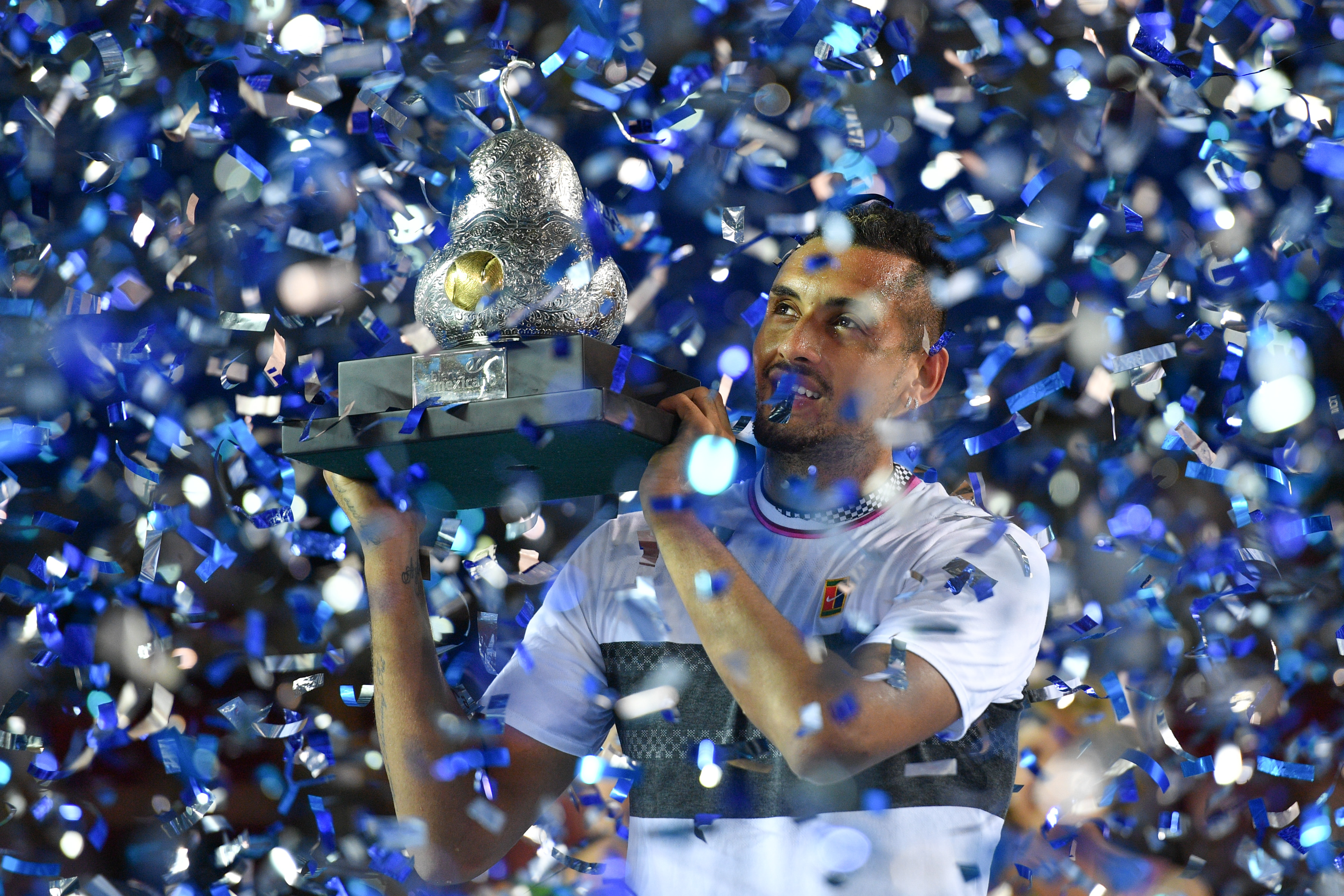 西班牙网球队完胜美国网球队,克耶高斯爆发神勇的简单介绍 西班牙网球队完胜美国网球队,克耶高斯爆发神勇的简单介绍