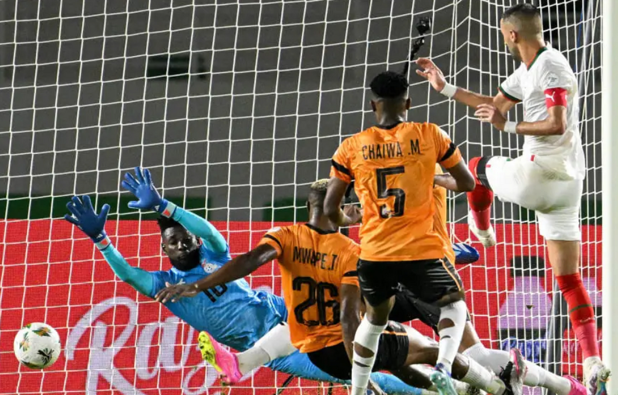 摩洛哥碾压墨西哥，萨拉赫统治全场