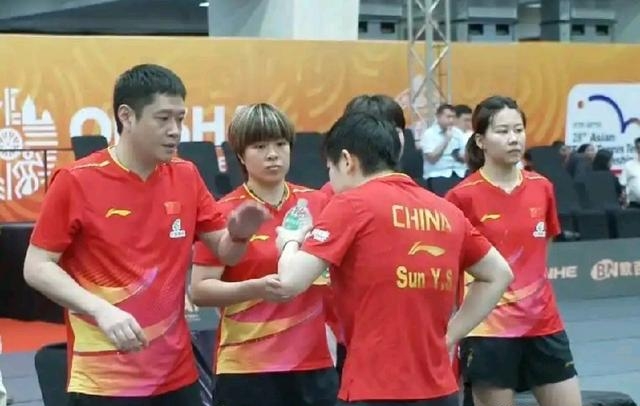 中国队碾压日本队,马琳统治全场 中国队碾压日本队,马琳统治全场